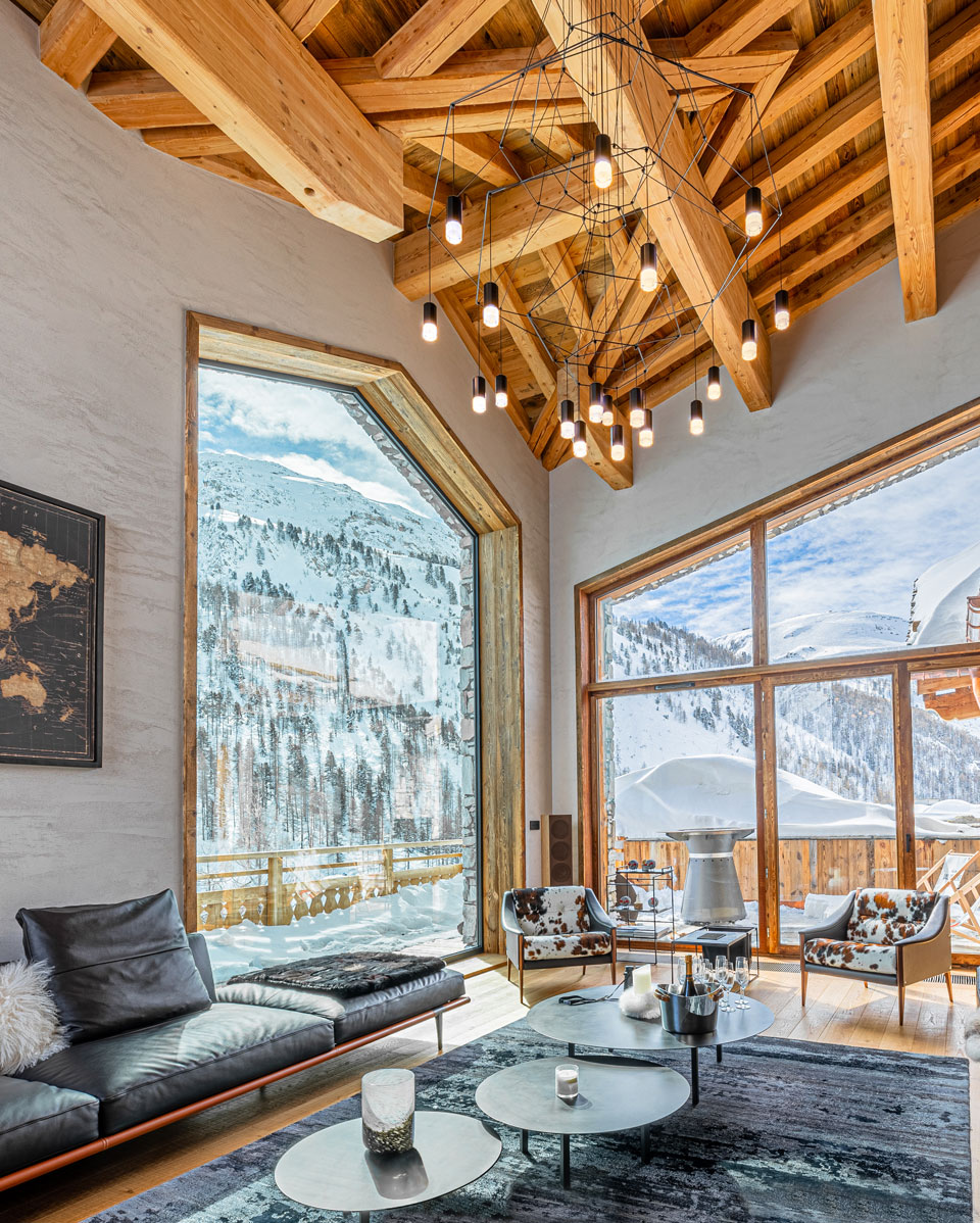 Vibia The Edit - A Luxurious Chalet in the French Alps - Wireflow