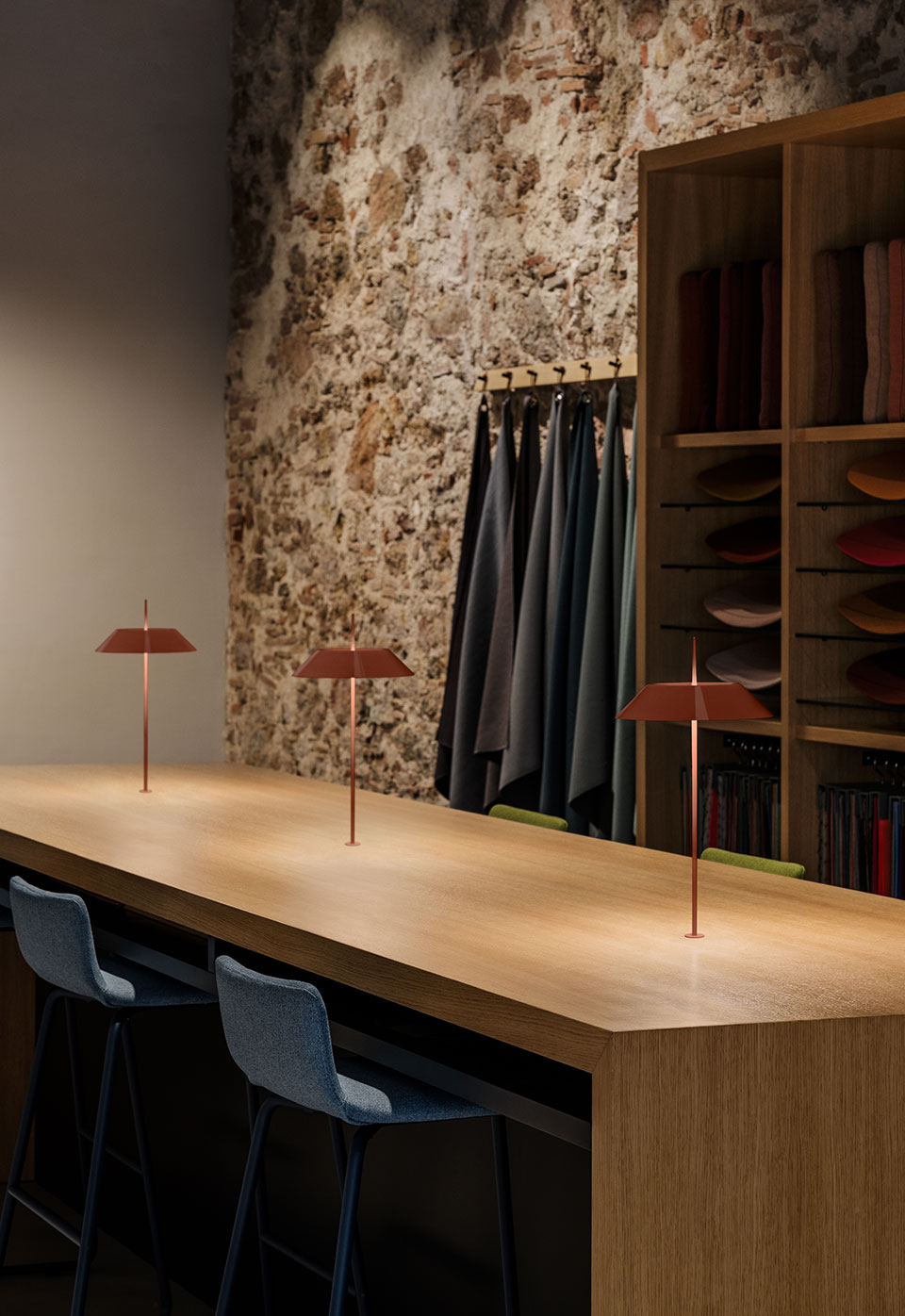 Vibia The Edit - Mayfair Mini. Lighting for precise accentuation