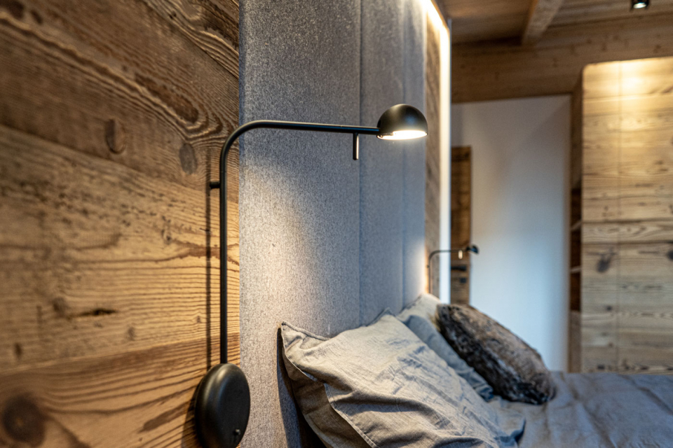 Vibia The Edit - Six reading lights for a long hot summer - Pin